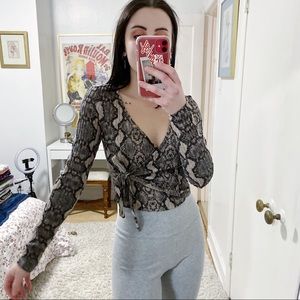 3/$19💫 Wild Fable Snake Print Top